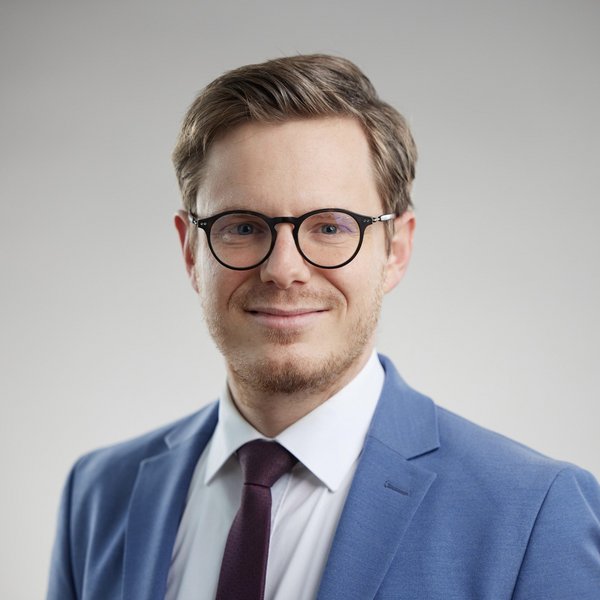 Prof. Dr. Alexander Scheuch
